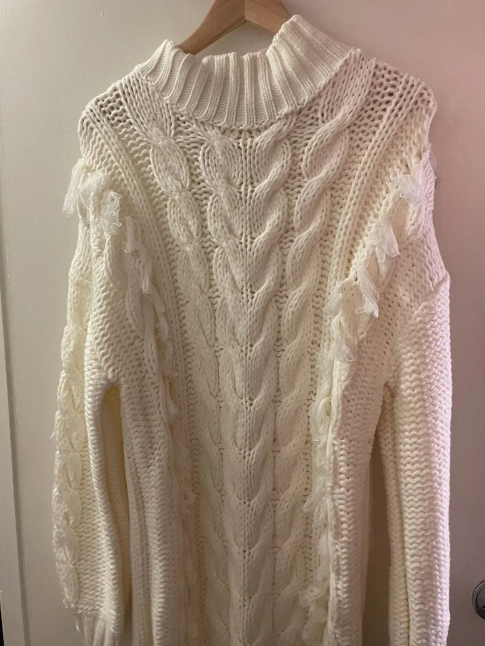 NWT FARM Rio White Cable Knit Fringe Long Sleeve Sweaterdress Pullover Size L - Picture 8 of 15